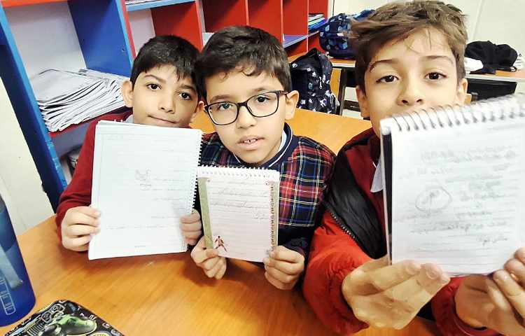 اتیکت غذاخوری و چاپستیک 1