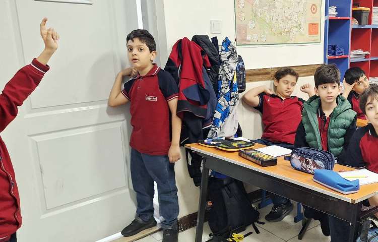 اتیکت غذاخوری 2