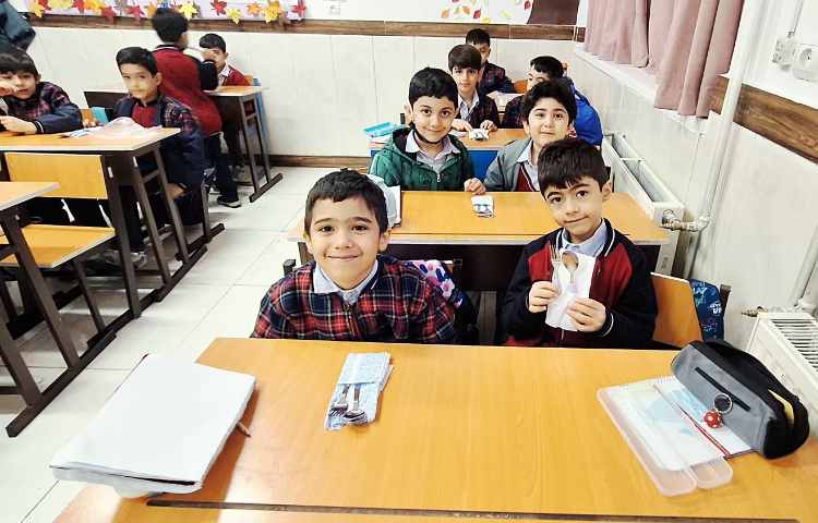 اتیکت غذاخوری 2