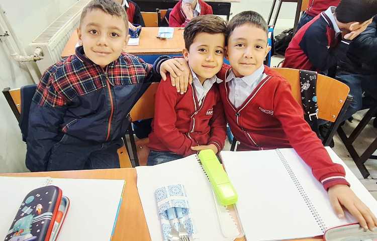 اتیکت غذاخوری 3