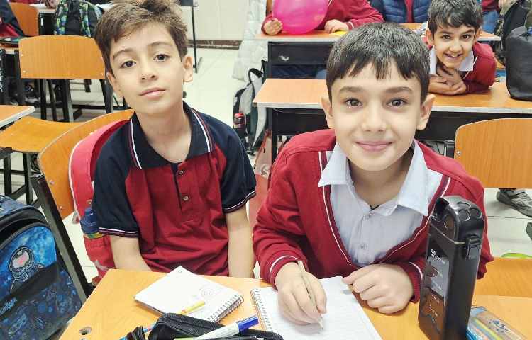 اتیکت غذاخوری 4