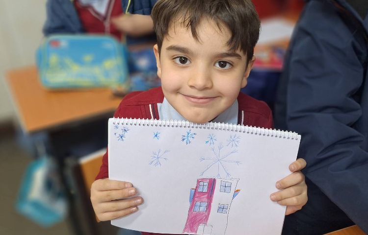 اتیکت - نقاشی- به دلخواه ،زمستان یا برف ، در مورد اتیکت 2