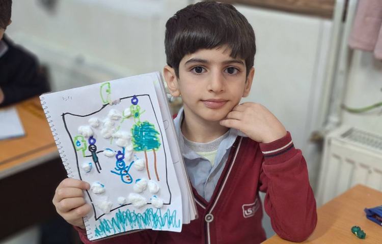 اتیکت - نقاشی- به دلخواه ،زمستان یا برف ، در مورد اتیکت 3