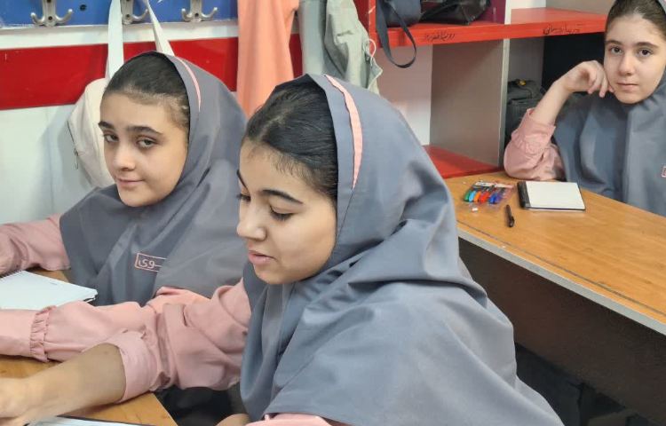 اتیکت 3