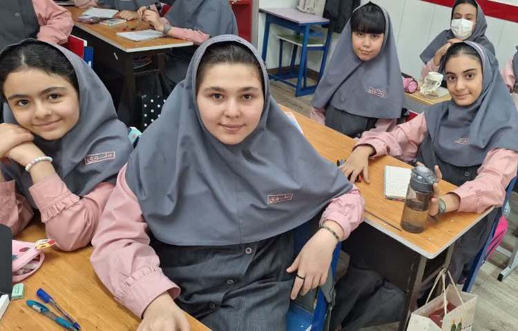 اتیکت 4