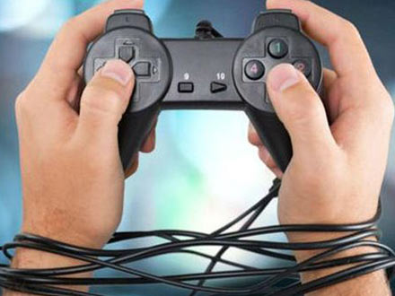 اثرات بازی‌های رایانه ای بر روی کودکان و نوجوانان
