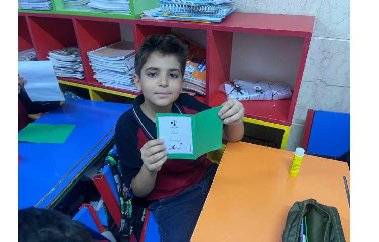 اجتماعی،دست ورزی ساخت شناسنامه و‌دستبند نوزادی 5