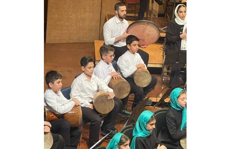 اجرای آرکا کامیار در کنسرت تالار وحدت 2