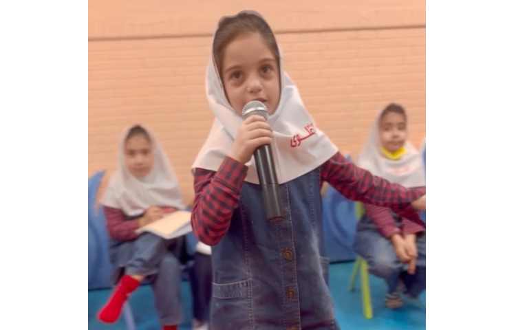 اجرای تئاتر انگلیسی دانش آموزان پایه دوم دبستان پرتوعلوی