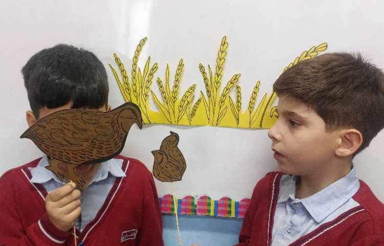 اجرای تئاتر بلدرچین و برزگر توسط دانش آموزان 2