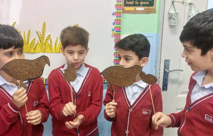 اجرای تئاتر بلدرچین و برزگر توسط دانش آموزان