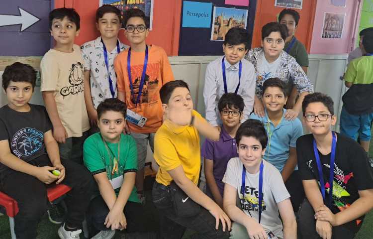 اجرای دانش آموزان پایه ششم (art masterpieces)