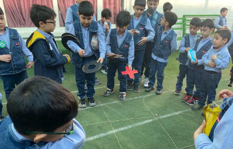 اجرای طرح غوطه وری توسط آموزگار زبان 3