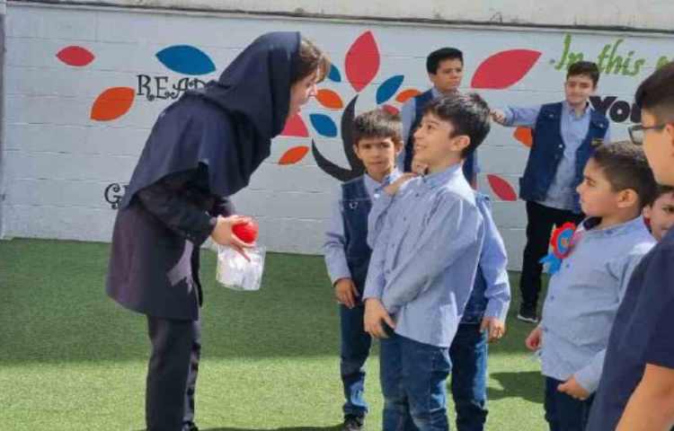 اجرای طرح غوطه وری زبان (بازی زبانی در زنگ تفریح ) 2