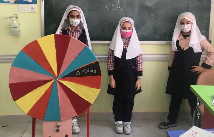 اجرای مسابقه گردونه کلمات مشابه 2