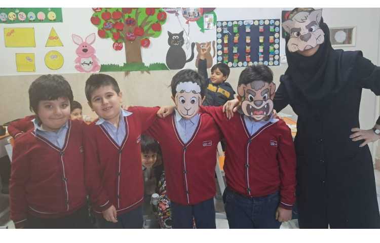 اجرای نمایش برای تدریس درس جنگل 1