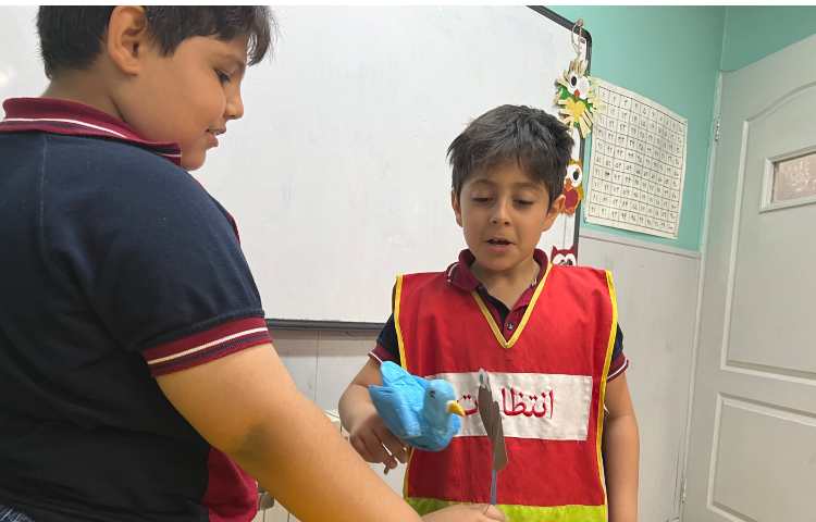 اجرای نمایش بلبل و مورچه 2