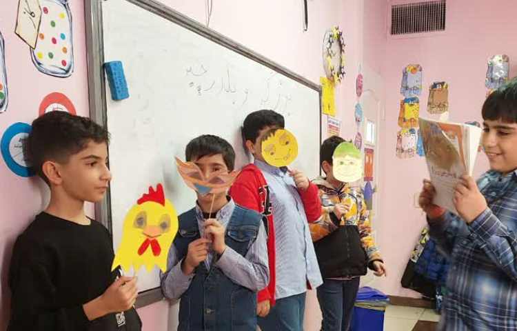 اجرای نمایش بلدرچین درس فارسی 2