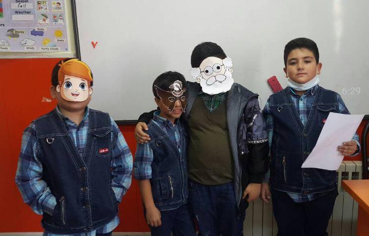 :اجرای نمایش بلدرچین و برزگر، کلاس مریخ