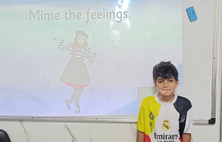 اجرای نمایش (Mime the feelings) توسط دانش‌آموزان 3