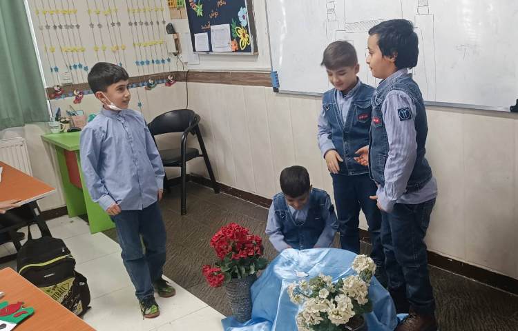 اجرای نمایش حوض فیروزه‌ای 4