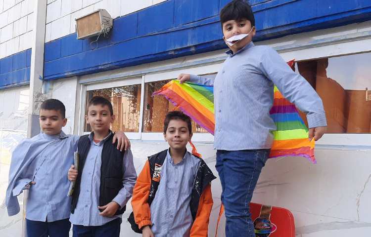 اجرای نمایش " رهایی از قفس "