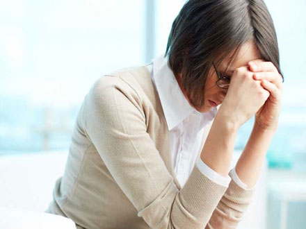 کمال‌گرایی چگونه باعث ایجاد احساس گناه در والدین می‌شود؟