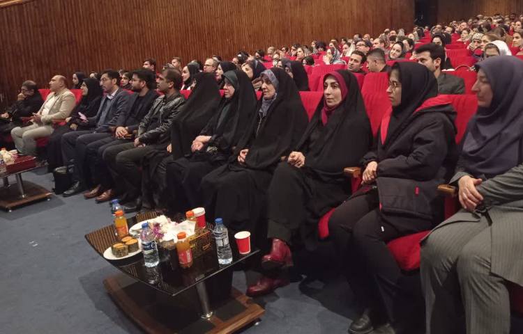 اختتامیه مراسم دوسالانه هنر و تقدیر از دانش آموزان برگزیده 11