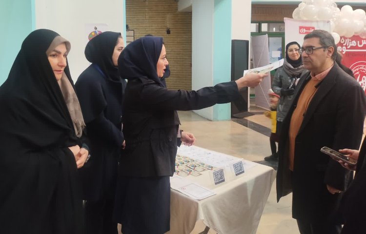 اختتامیه مراسم دوسالانه هنر و تقدیر از دانش آموزان برگزیده 16