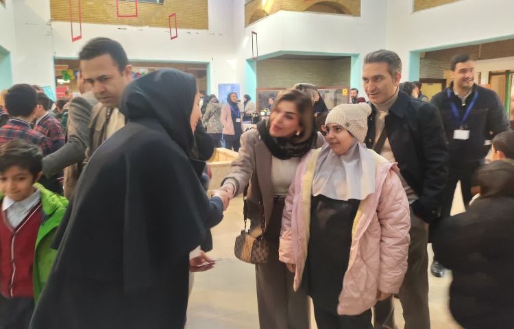 اختتامیه مراسم دوسالانه هنر و تقدیر از دانش آموزان برگزیده 17