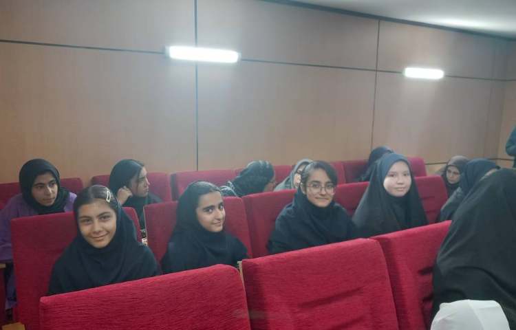 اختتامیه مسابقات ورزشی و فرهنگی و هنری آموزش و پرورش منطقه 11 3