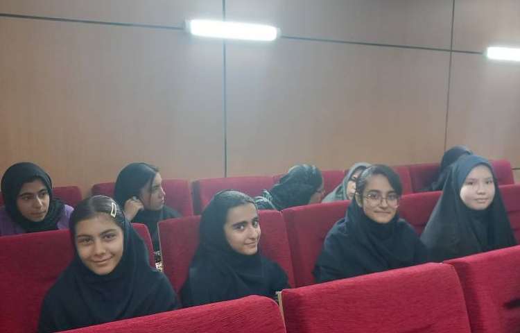 اختتامیه مسابقات ورزشی و فرهنگی و هنری آموزش و پرورش منطقه 11 4