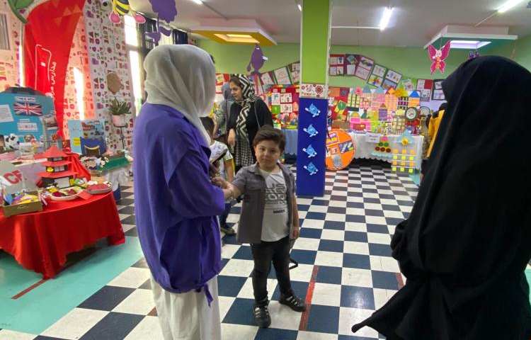 :اختتامیه پایگاه تابستانی(شادی،بازی،هیجان) پایه اول 32