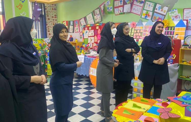 :اختتامیه پایگاه تابستانی(شادی،بازی،هیجان) پایه های دوم و سوم 11