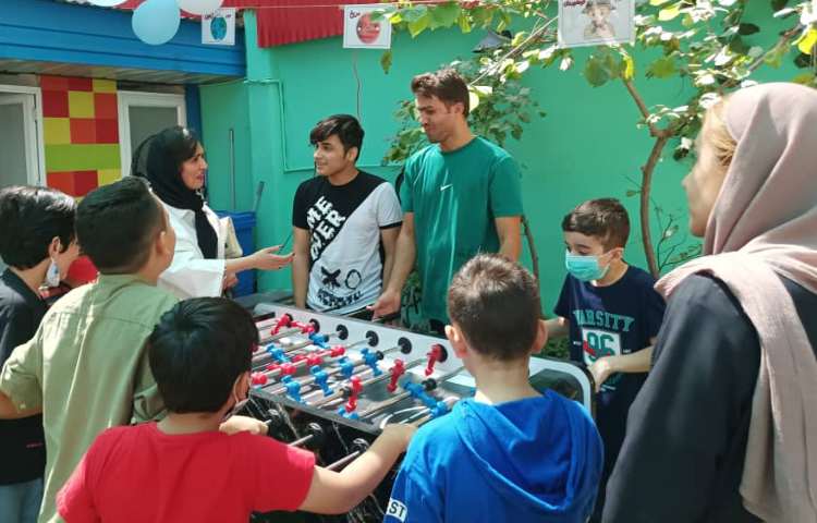 :اختتامیه پایگاه تابستانی(شادی،بازی،هیجان) پایه های دوم و سوم 28