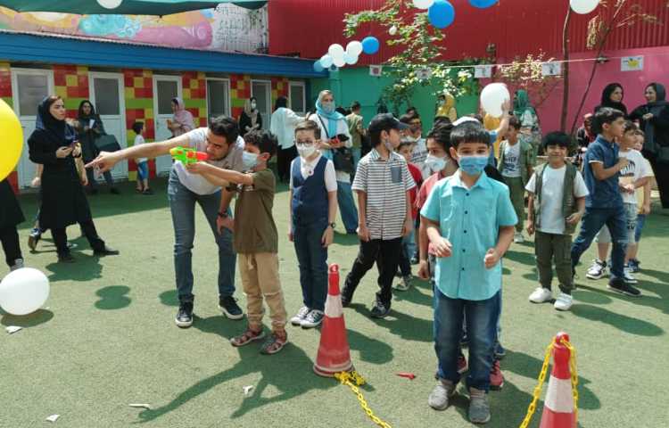 :اختتامیه پایگاه تابستانی(شادی،بازی،هیجان) پایه های دوم و سوم 31