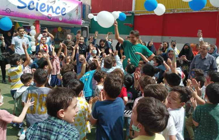 :اختتامیه پایگاه تابستانی(شادی،بازی،هیجان) پایه پیش دبستان 1