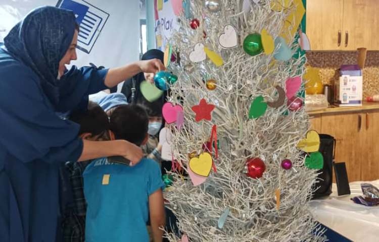 :اختتامیه پایگاه تابستانی(شادی،بازی،هیجان) پایه پیش دبستان 15