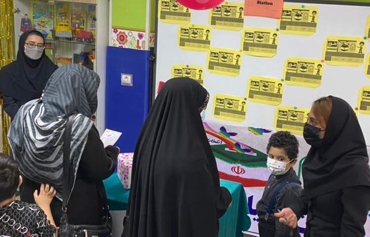 :اختتامیه پایگاه تابستانی(شادی،بازی،هیجان) پایه پیش دبستان 19