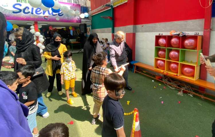 :اختتامیه پایگاه تابستانی(شادی،بازی،هیجان) پایه پیش دبستان 37