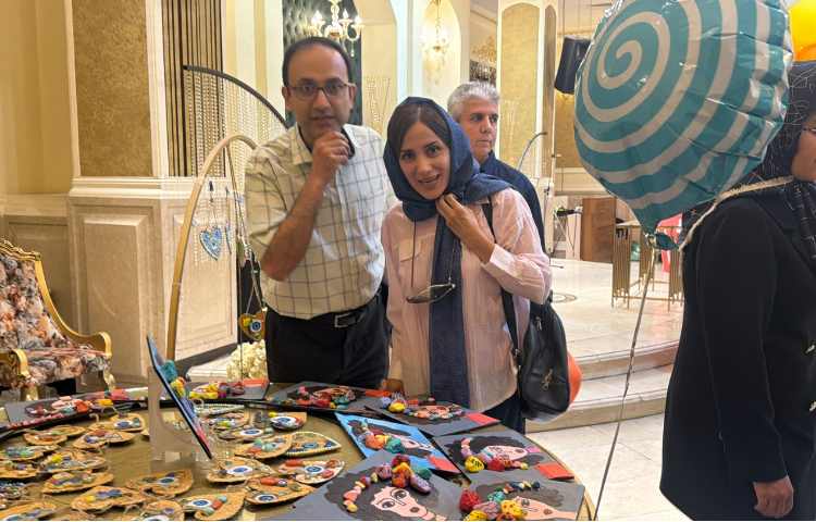 اختتامیه کلوپ تکه های یخ، خنده های ریز 34