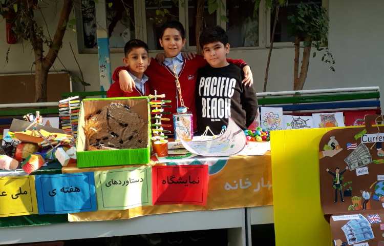 اختتامیه‌ی هفته‌ی ملی علوم 9