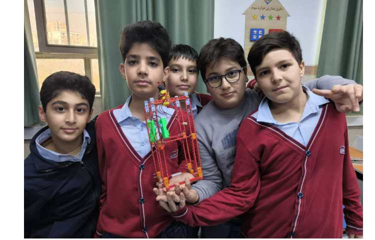 ادامه ساخت آسانسورها 3