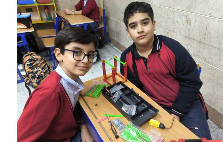 ادامه ساخت آسانسور 2