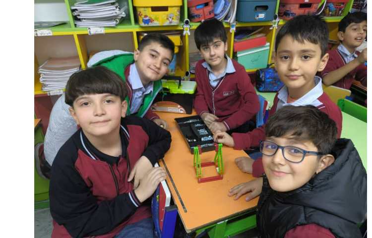 ادامه ساخت آسانسور