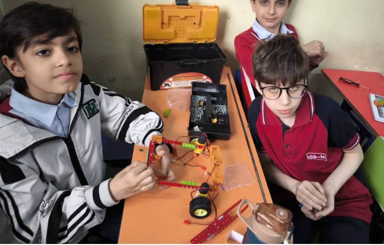 ادامه ساخت ماشین روباتیک 3