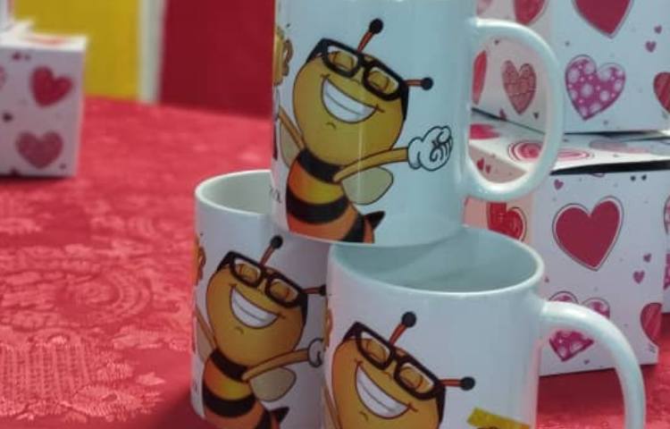 ارئه جوایز به برندگان مسابقات Spelling bee 4