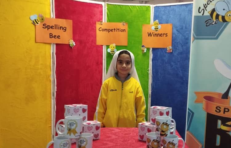 ارئه جوایز به برندگان مسابقات Spelling bee 6