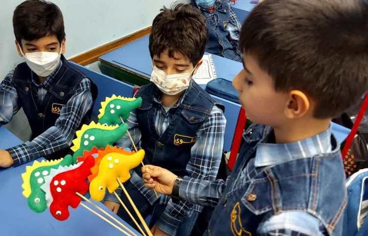 ارائه خلاق گروهی برای درس دهم علوم نحوه زندگی حیوانات پایه دوم دبستان 3