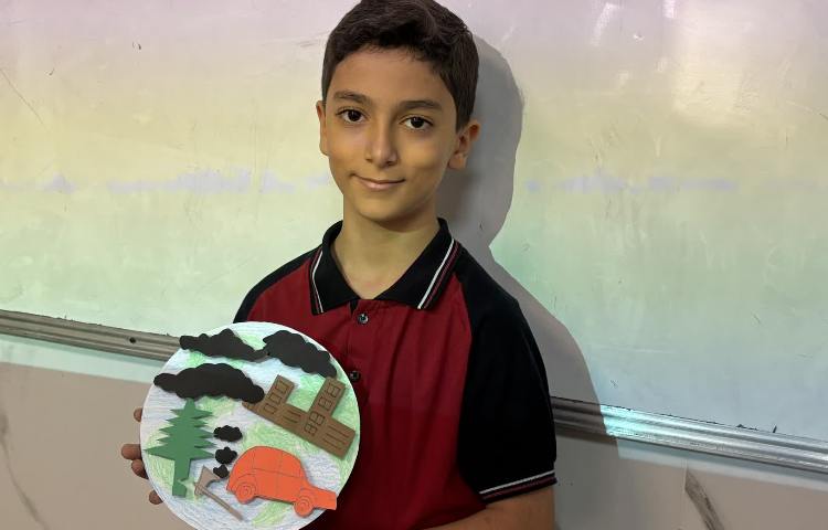 ارائه دانش‌آموزان در زنگ علوم به زبان انگلیسی 2